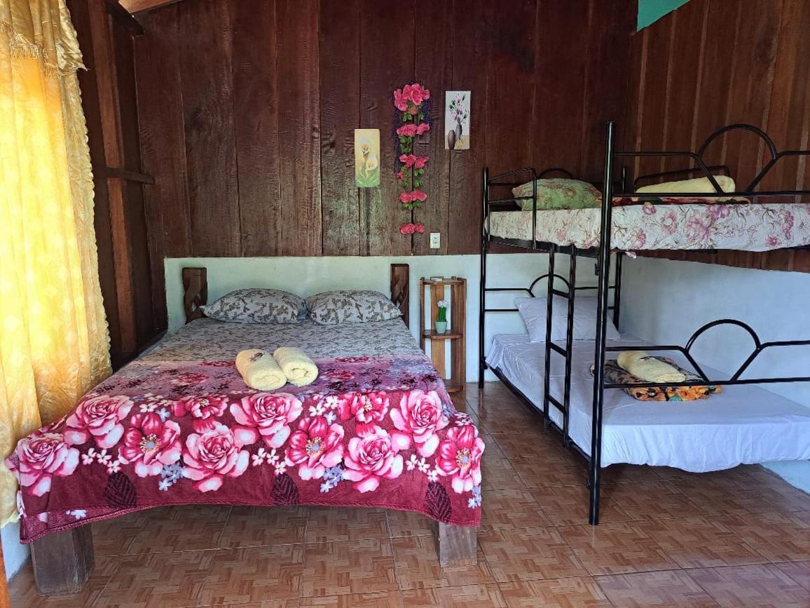 Posada Rio Celeste In Bed and Breakfast Buitenkant foto